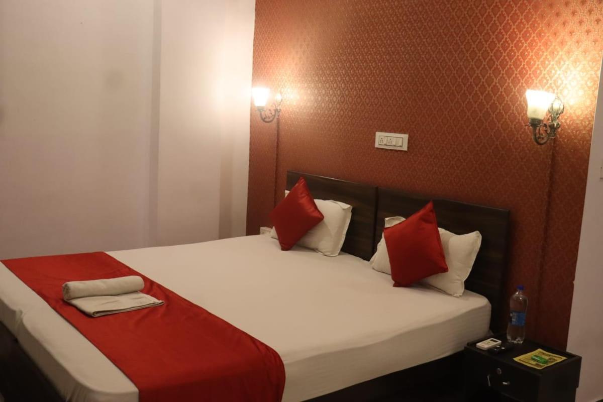 Hotel Shiv Palace Udajpur Zewnętrze zdjęcie