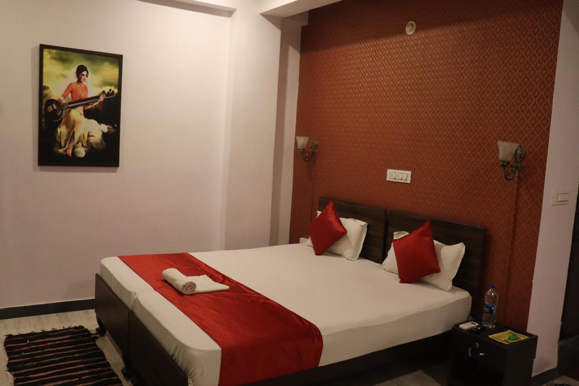 Hotel Shiv Palace Udajpur Zewnętrze zdjęcie